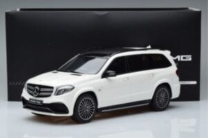 Mercedes AMG GLS63 X166 Biely GT Spirit 1:18 B66965709 Živica – obrázok 6 z 6