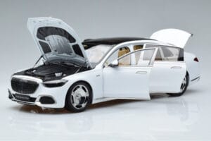 Mercedes Maybach S600 W222 V12 Biturbo Diamond Biely Almost Real 1:18 820116 Kov – obrázok 2 z 11