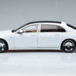 Mercedes Maybach S600 W222 V12 Biturbo Diamond Biely Almost Real 1:18 - image 4 of 11