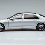 Mercedes Maybach S600 W222 V12 Biturbo Hightech Strieborný Almost Real 1:18 - image 5 of 12