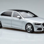 Mercedes Maybach S600 W222 V12 Biturbo Hightech Strieborný Almost Real 1:18 - image 6 of 12