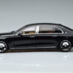 Mercedes Maybach S600 W222 V12 Biturbo Obsidian Čierny Almost Real 1:18 - image 5 of 11