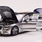 Mercedes Maybach S680 W223 Nautical Modrý Cirrus Strieborný Almost Real 1:18 - image 2 of 8