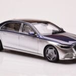 Mercedes Maybach S680 W223 Nautical Modrý Cirrus Strieborný Almost Real 1:18 - image 6 of 8