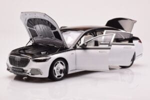 Mercedes Maybach S680 W223 Obsidian Čierny Diamond Biely Almost Real 1:18 820121 Kov – obrázok 2 z 7