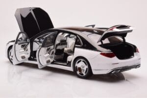 Mercedes Maybach S680 W223 Obsidian Čierny Diamond Biely Almost Real 1:18 820121 Kov – obrázok 4 z 7