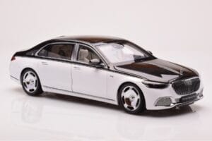 Mercedes Maybach S680 W223 Obsidian Čierny Diamond Biely Almost Real 1:18 820121 Kov – obrázok 5 z 7