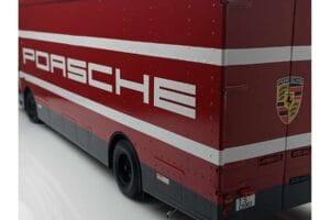 Mercedes O317 Porsche Transporter Červený CMR 1:18 CMR149 Kov – obrázok 12 z 12