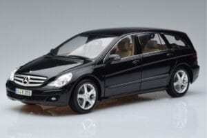 Mercedes R-Class W251 Obsidian Čierny Minichamps 1:18 B66962325 Kov