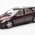 Mercedes R-Class W251 Červený Metalíza Minichamps 1:18