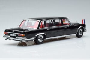 Mercedes 600 Pullman W100 W. Brandt G. Pompidou KK-Scale 1:18 KKDC181134 Kov – obrázok 2 z 6