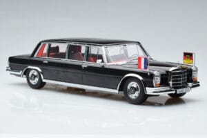 Mercedes 600 Pullman W100 W. Brandt G. Pompidou KK-Scale 1:18 KKDC181134 Kov – obrázok 4 z 6