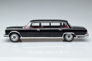Mercedes 600 LWB Pullman W100 Čierny MCG 1:18 MCG18187 Kov – obrázok 3 z 6