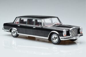 Mercedes 600 LWB Pullman W100 Čierny MCG 1:18 MCG18187 Kov – obrázok 4 z 6