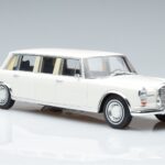 Mercedes S-Class 600 W100 LWB Pullman Biely MCG 1:18 MCG18188 Kov - image 4 of 6