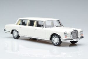 Mercedes S-Class 600 W100 LWB Pullman Biely MCG 1:18 MCG18188 Kov – obrázok 4 z 6