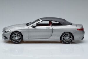 Mercedes S-Class A217 Kabriolet Šedý Norev 1:18 B66960355 Kov – obrázok 4 z 8