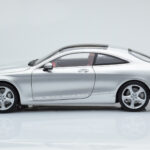 Mercedes S-Class W222 Iridium Strieborný Norev 1:18 - image 4 of 8