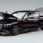 Mercedes S-Class W223 AMG Line Červený Norev 1:18 - image 2 of 8