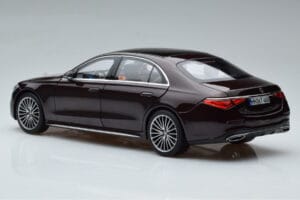 Mercedes S-Class W223 AMG Line Červený Norev 1:18 183804 Kov – obrázok 7 z 8