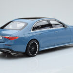 Mercedes S-Class W223 Vintage Modrý Norev 1:18 - image 3 of 7