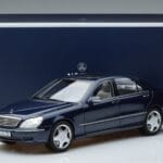 Mercedes S55 AMG W220 Modrý Norev 1:18 183817 Kov - image 7 of 7