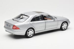 Mercedes S600 W220 Strieborný Metalíza Norev 1:18 183810 Kov – obrázok 3 z 8