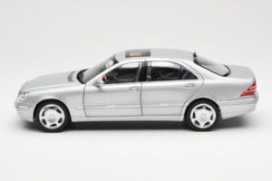 Mercedes S600 W220 Strieborný Metalíza Norev 1:18 183810 Kov – obrázok 4 z 8