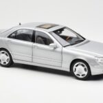 Mercedes S600 W220 Strieborný Metalíza Norev 1:18 - image 6 of 8