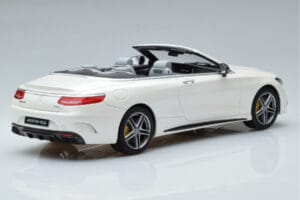 Mercedes AMG S63 A217 Kabriolet Diamond Biely GT Spirit 1:18 B66965712 Živica – obrázok 2 z 6