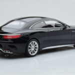 Mercedes AMG S63 C217 Coupe Čierny GT Spirit 1:18 - image 2 of 6