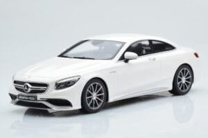 Mercedes AMG S63 C217 Coupe Biely GT Spirit 1:18 B66960372