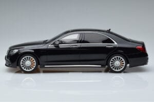 Mercedes AMG S65 W222 Čierny GT Spirit 1:18 GT228 Živica – obrázok 3 z 6