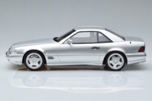 Mercedes SL 73 AMG R129 Brilliant Strieborný Otto 1:18 OT240 Živica – obrázok 3 z 6