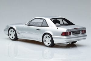 Mercedes SL 73 AMG R129 Brilliant Strieborný Otto 1:18 OT240 Živica – obrázok 5 z 6