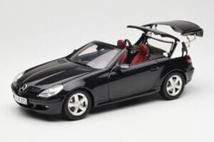 Mercedes SLK R171 Obsidian Čierny Metallic Minichamps 1:18 B66962319 Kov – obrázok 2 z 9