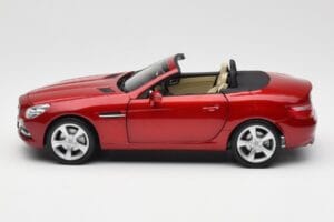 Mercedes SLK R172 Designo Zircon Červený Minichamps 1:18 B66960513 Kov – obrázok 4 z 8