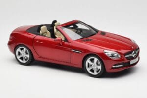 Mercedes SLK R172 Designo Zircon Červený Minichamps 1:18 B66960513 Kov – obrázok 6 z 8