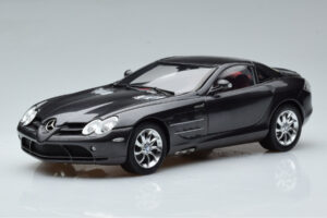 Mercedes SLR McLaren Čierny CMC 1:18