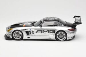 Mercedes SLS AMG GT3 #96 M. Hakkinen AMG Customer Sports 6 Hours of Zhuhai ILMC 2011 Minichamps 1:18 B66960197 Kov – obrázok 3 z 6