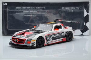 Mercedes SLS AMG GT3 Munnich Motorsport #38 M. Basseng / M. Winkelhock Champions FIA GT1 World Championship 2012 Minichamps 1 – obrázok 6 z 6