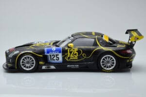 Mercedes SLS AMG GT3 Rowe Racing #125 Zehe / Bullitt / Renger / Hartung ADAC 24 Hours of Nurburgring 2013 Minichamps 1:18 151 – obrázok 3 z 6