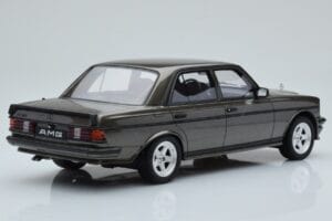Mercedes W123 AMG 280 Šedý Otto 1:18 OT750 Živica – obrázok 2 z 6