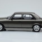 Mercedes W123 AMG 280 Šedý Otto 1:18 - image 3 of 6