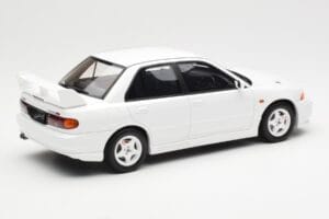 Mitsubishi Lancer Evo III Scotia Biely Otto 1:18 OT1065 Živica – obrázok 2 z 6