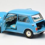 Morris Mini Minor Modrý Kyosho 1:18 08964BL - image 5 of 8