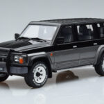 Nissan Patrol GR Y60 Šedý Otto 1:18
