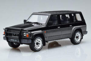 Nissan Patrol GR Y60 Šedý Otto 1:18