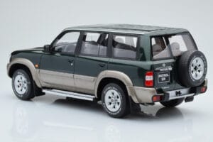 Nissan Patrol GR Y61 Zelený Otto 1:18 OT433 Živica – obrázok 4 z 5