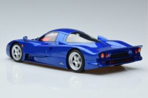 Nissan R390 GT1 Road Car GT Spirit 1:18 GT403 Živica – obrázok 5 z 6